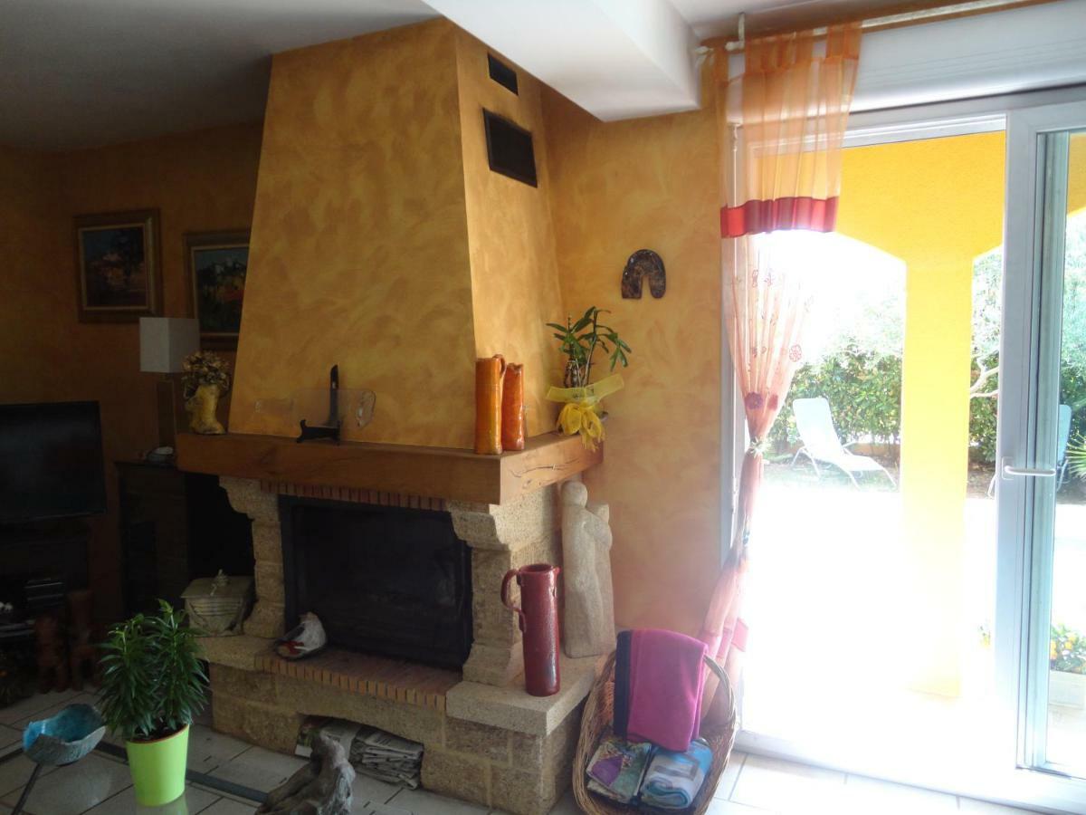 Deux Chambres Chez L'Habitant Dans Villa De Charme Avec Piscine Et Proche Mer Кюерс Екстериор снимка